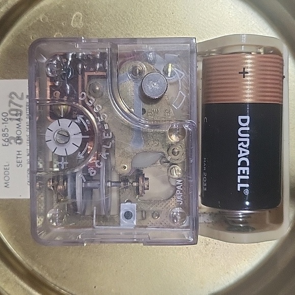 Vintage Seth Thomas Sierra Wall Clock Black & Wood Model #685-160 MCM For Repair - Picture 6 of 7